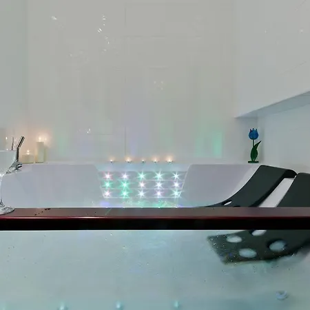 Imperial Aquarius Iii *