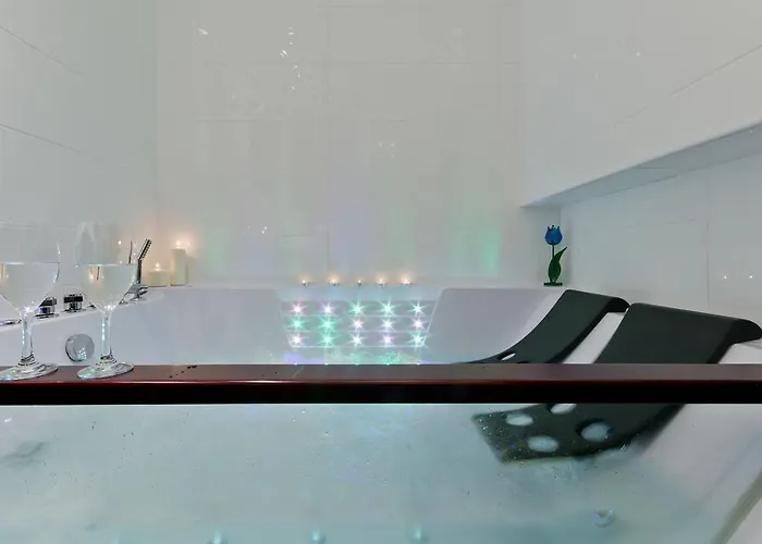 Imperial Aquarius Iii *