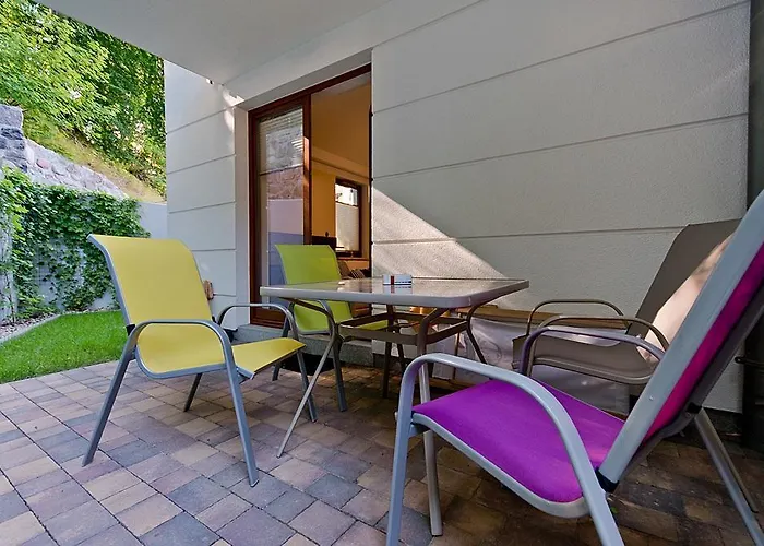 Imperial Aquarius Iii *